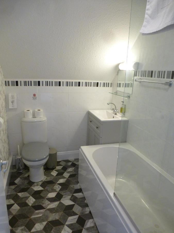 חלנדודנו The Kenmore Guest House מראה חיצוני תמונה